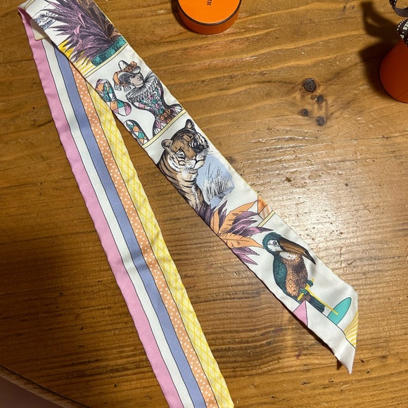 NWT Hermes Grand Theatre Nouveau Twilly - Picture 7 of 12